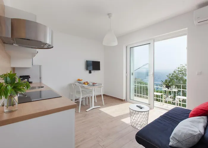 Coast 27 * Podgora (Split-Dalmatia)