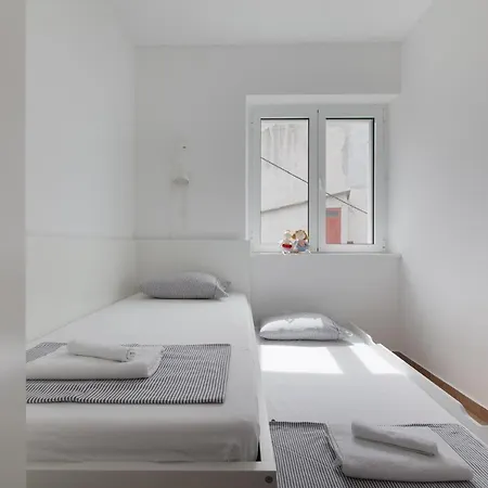 Coast 27 Apartment Podgora